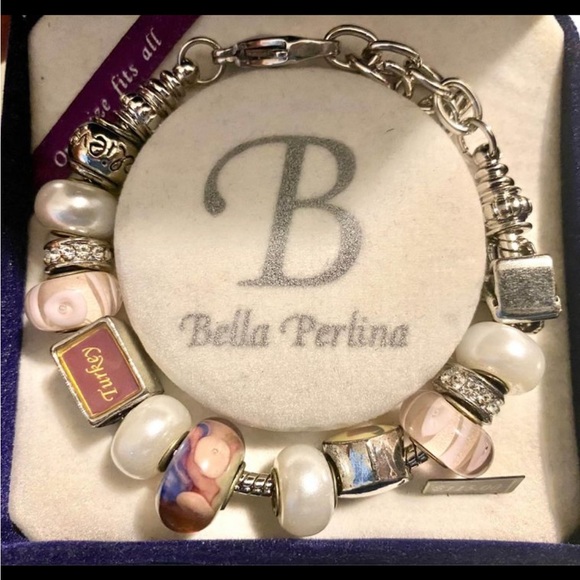 Bella Perlina charm bracelet (one size fits all) with charms included !!!! - Picture 3 of 7